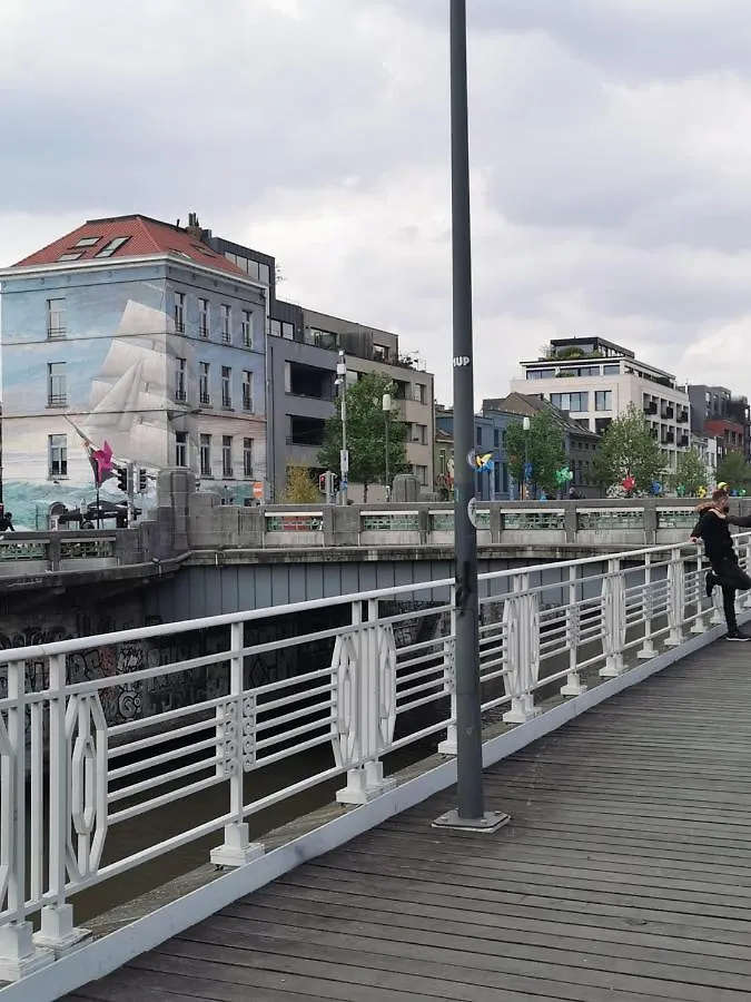 شقة Cosy Appartement With Canal View بروكسل
