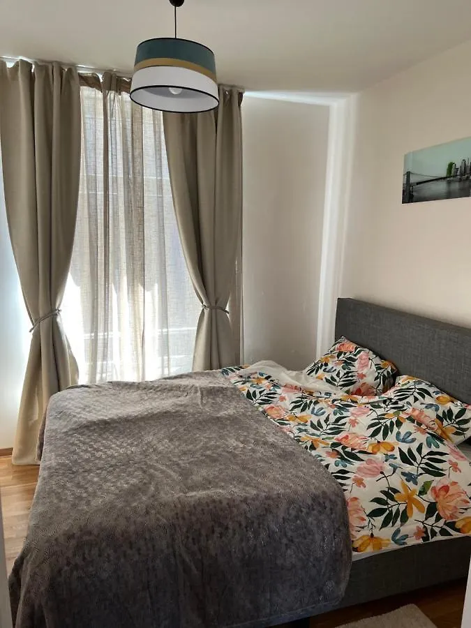 Cosy Appartement With Canal View Brussels Apartment